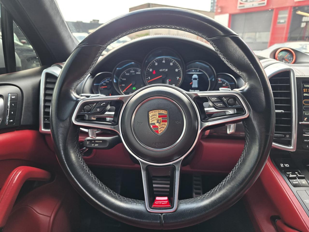 2016 Porsche Cayenne GTS AWD Photo