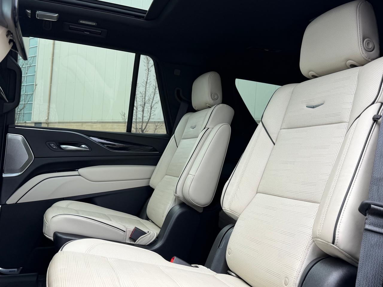 2021 Cadillac Escalade Sport 600 **CLEAN CARFAX** Photo