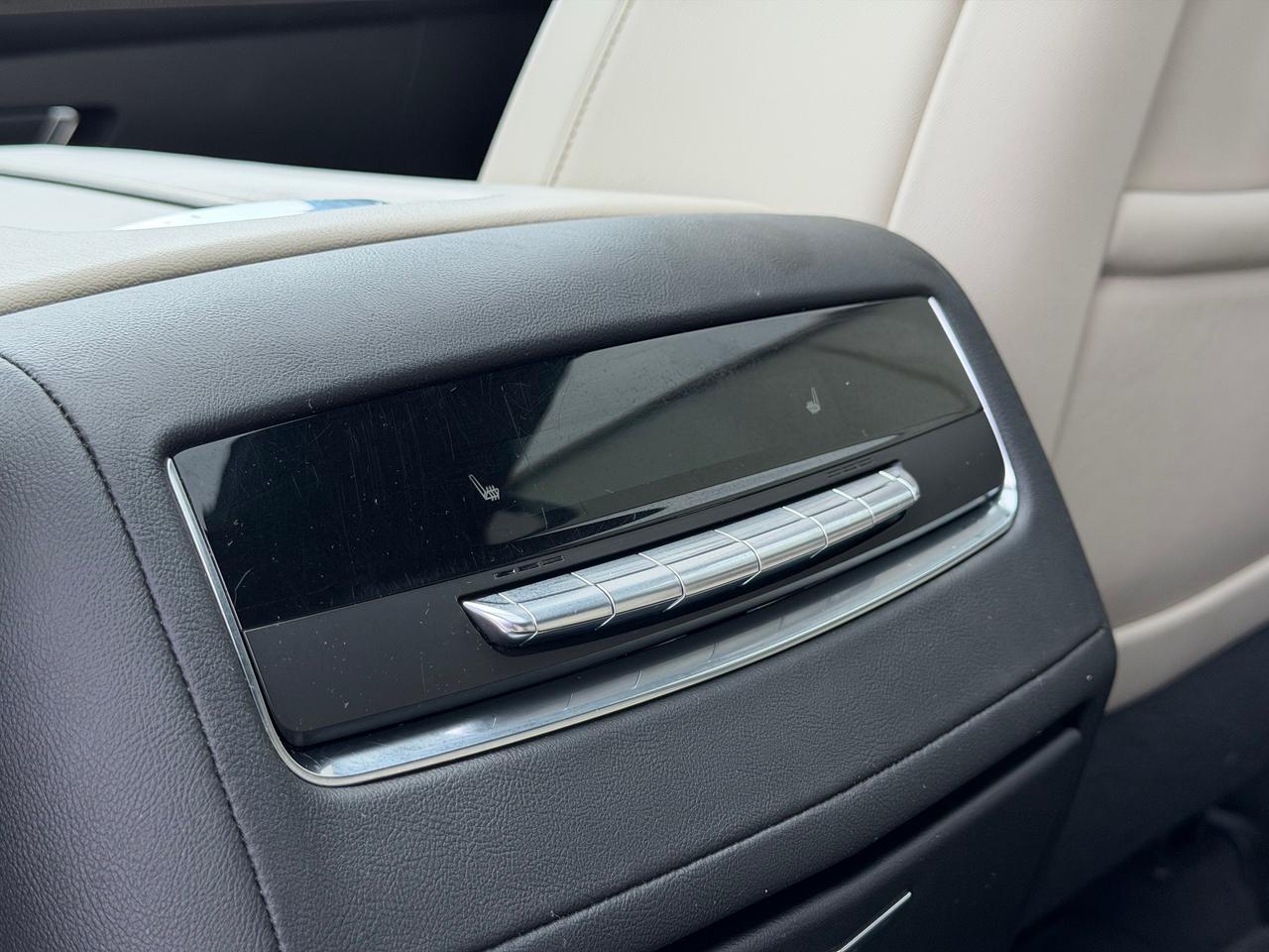 2021 Cadillac Escalade Sport 600 **CLEAN CARFAX** Photo