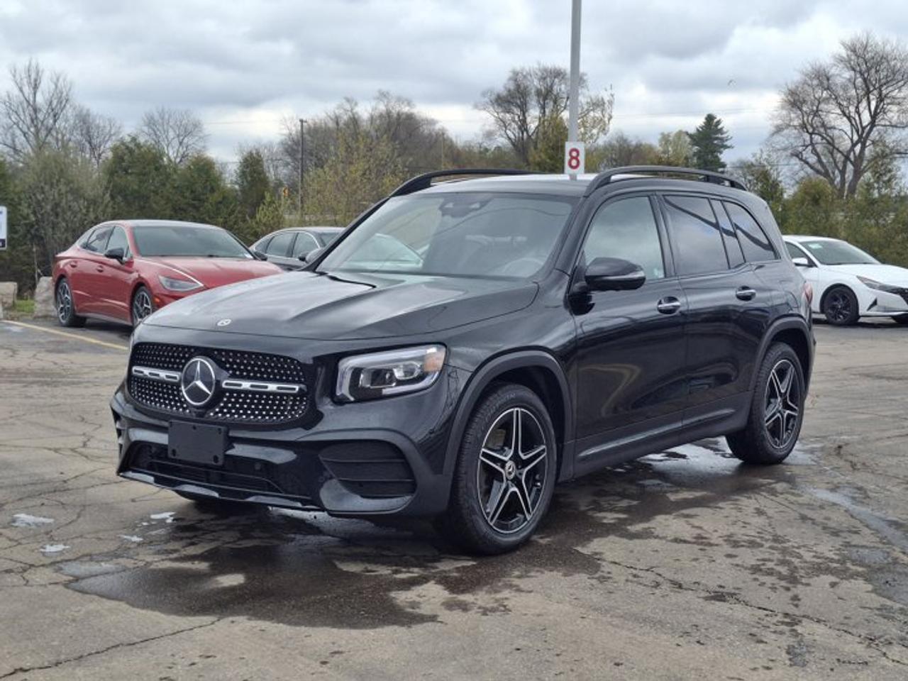 2023 Mercedes-Benz G-Class GLB 250 AWD | Nav | HUD | 360 Camera | Leather/Suede | Sunroof | AMG Wheels | and More ! Photo