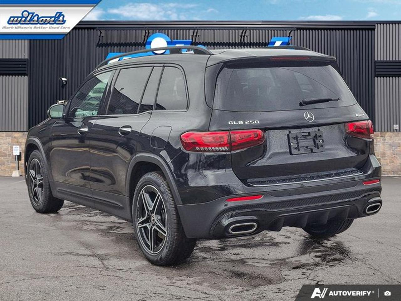 2023 Mercedes-Benz G-Class GLB 250 AWD | Nav | HUD | 360 Camera | Leather/Suede | Sunroof | AMG Wheels | and More ! Photo