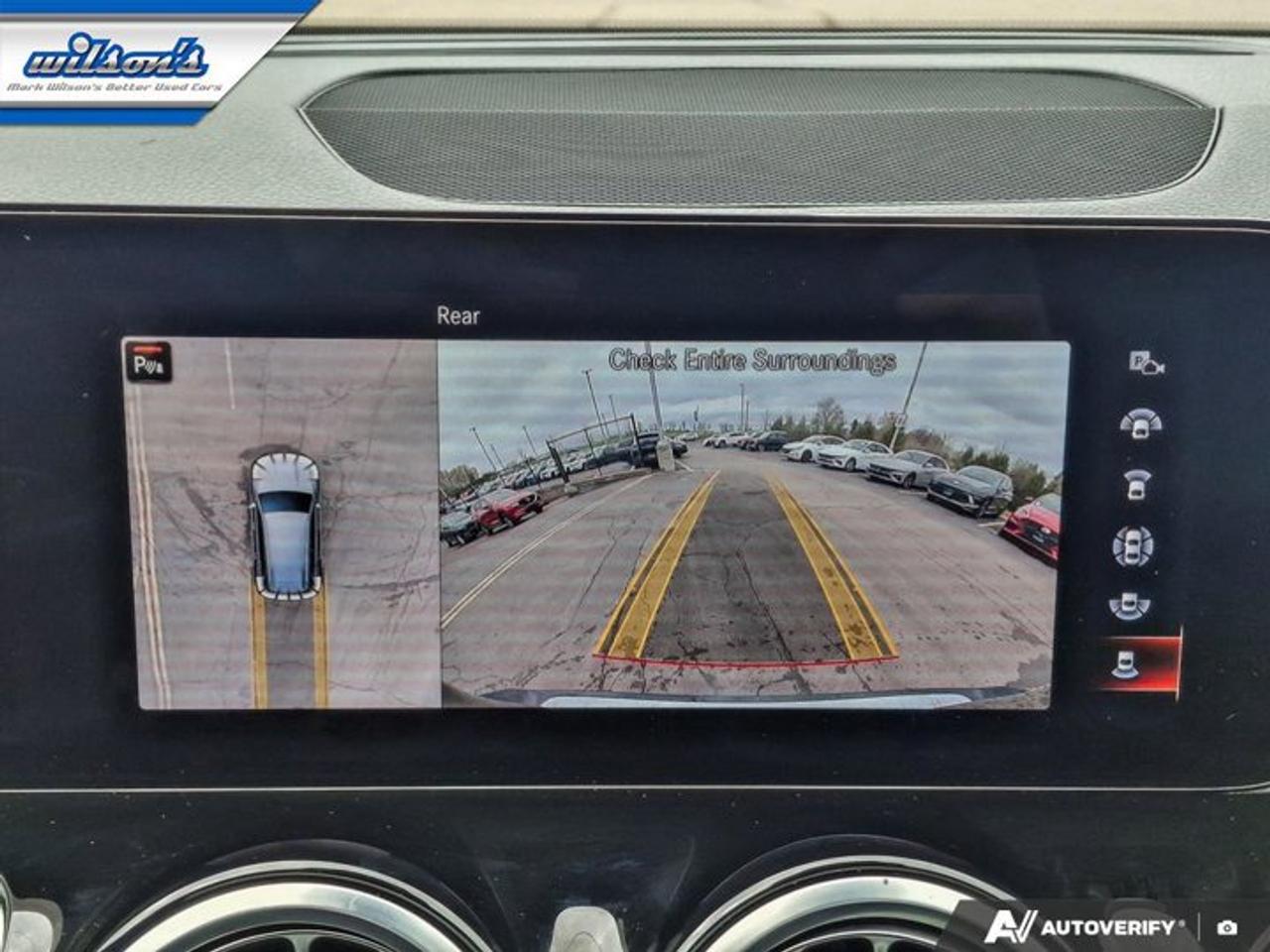 2023 Mercedes-Benz G-Class GLB 250 AWD | Nav | HUD | 360 Camera | Leather/Suede | Sunroof | AMG Wheels | and More ! Photo