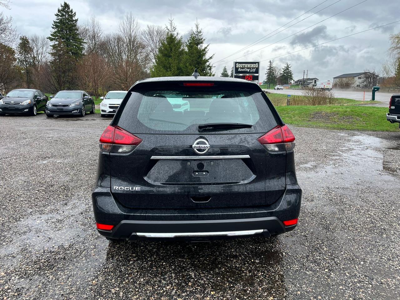 2018 Nissan Rogue S CERTIFIED Photo
