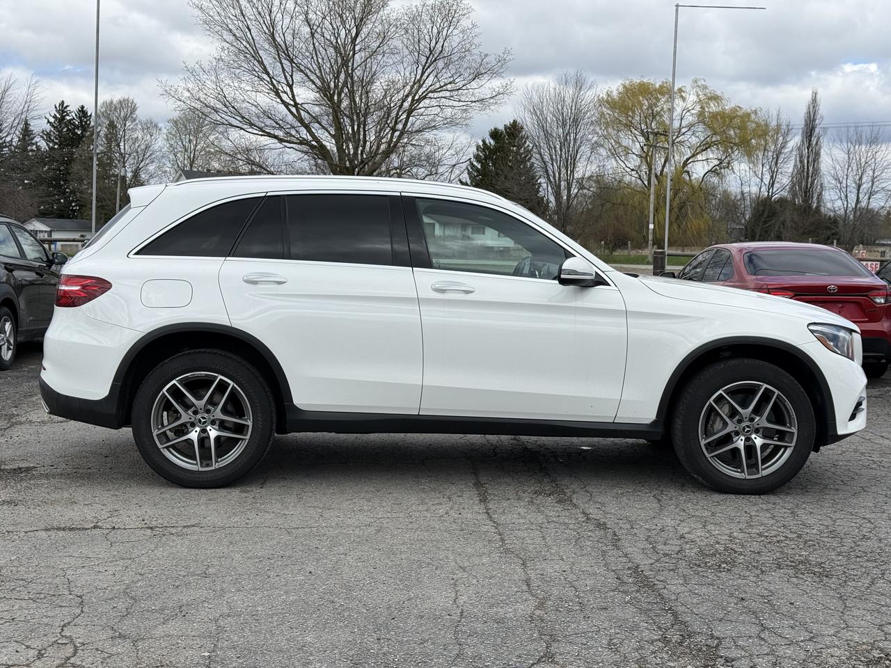 2018 Mercedes-Benz GLC-Class GLC 300 Photo