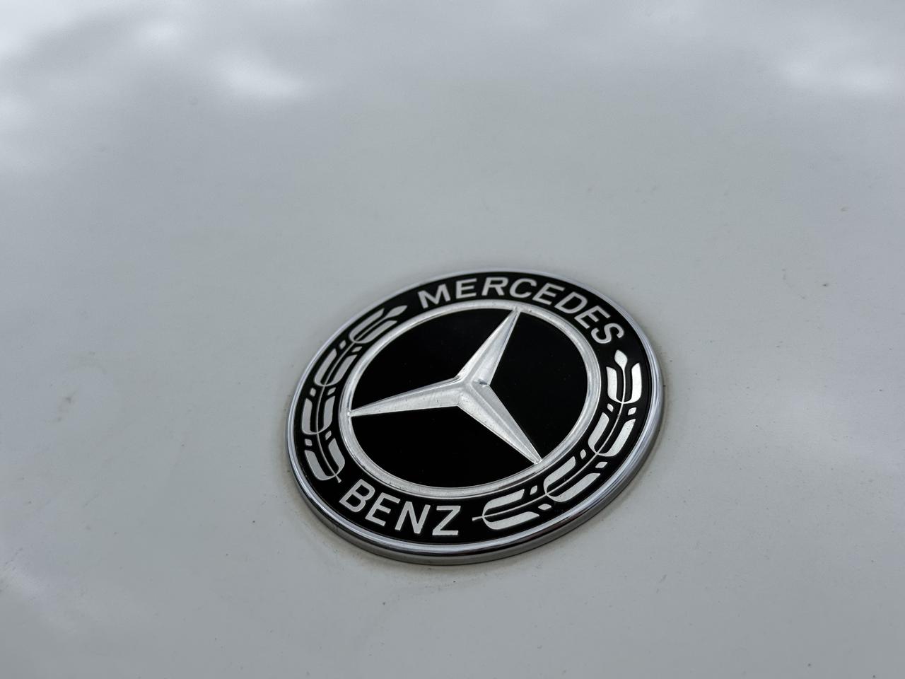 2018 Mercedes-Benz GLC-Class GLC 300 Photo