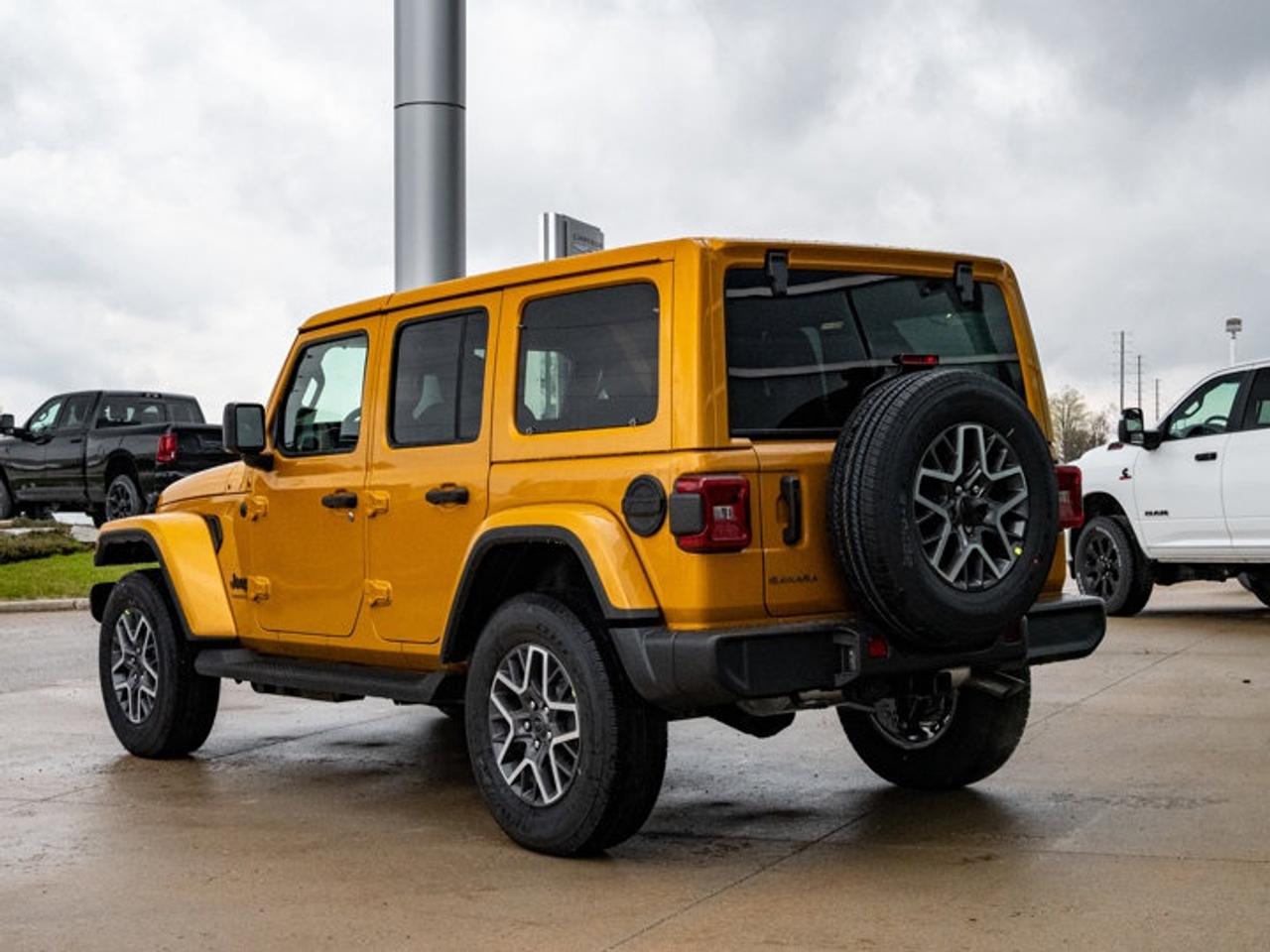 2026 Jeep Wrangler Sahara Photo