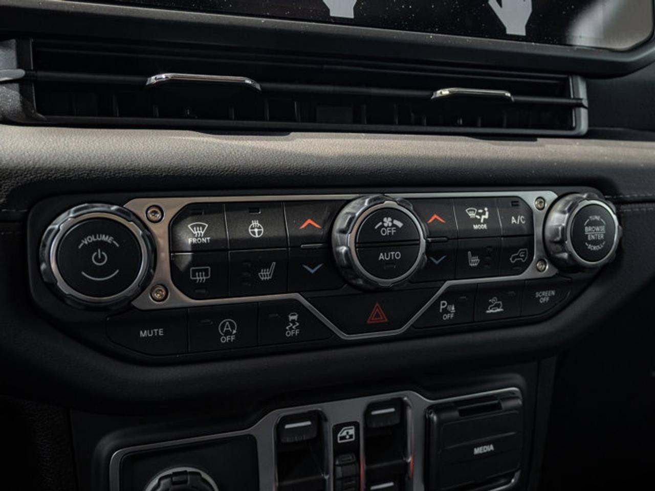 2026 Jeep Wrangler Sahara Photo