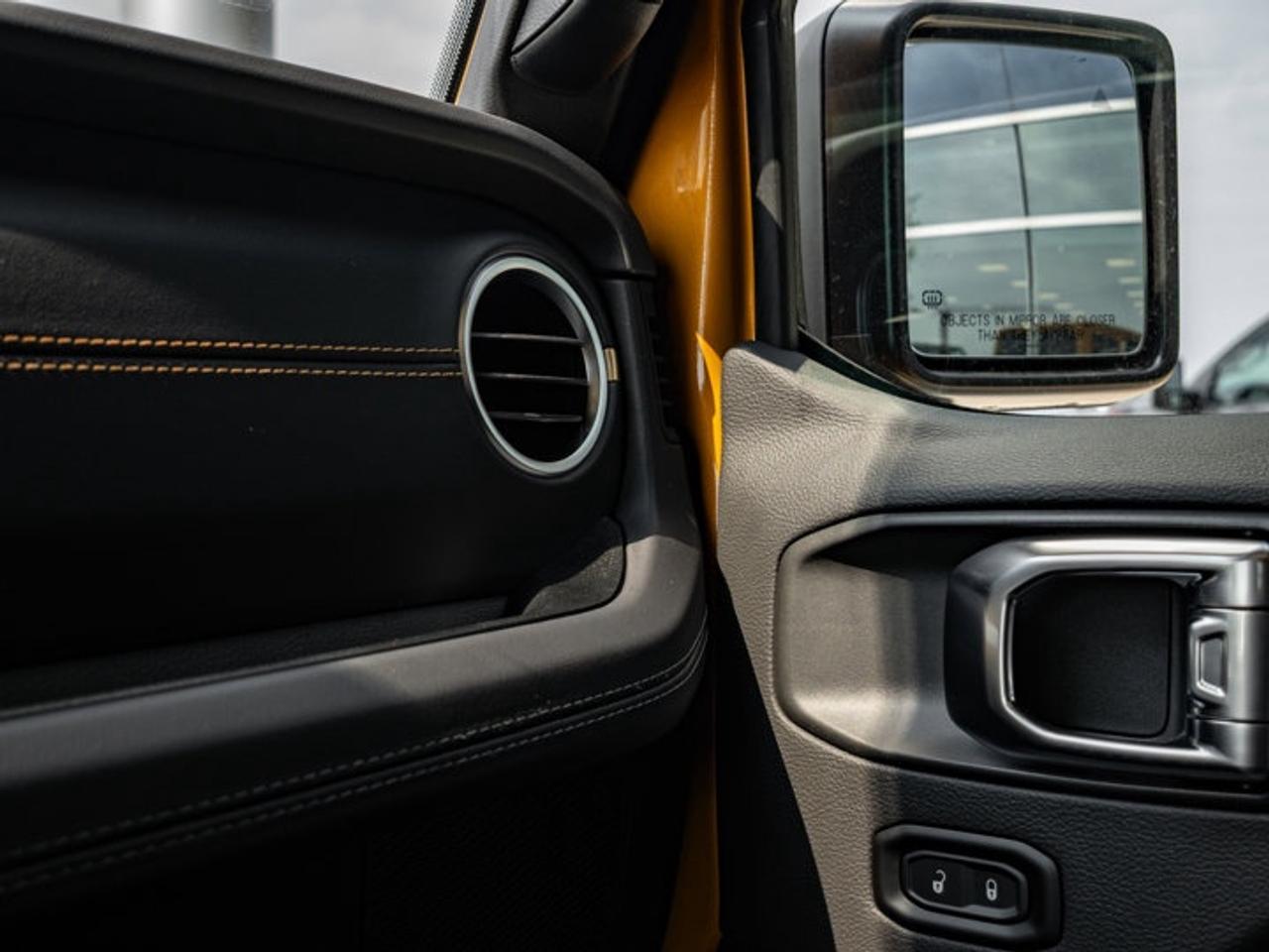 2026 Jeep Wrangler Sahara Photo