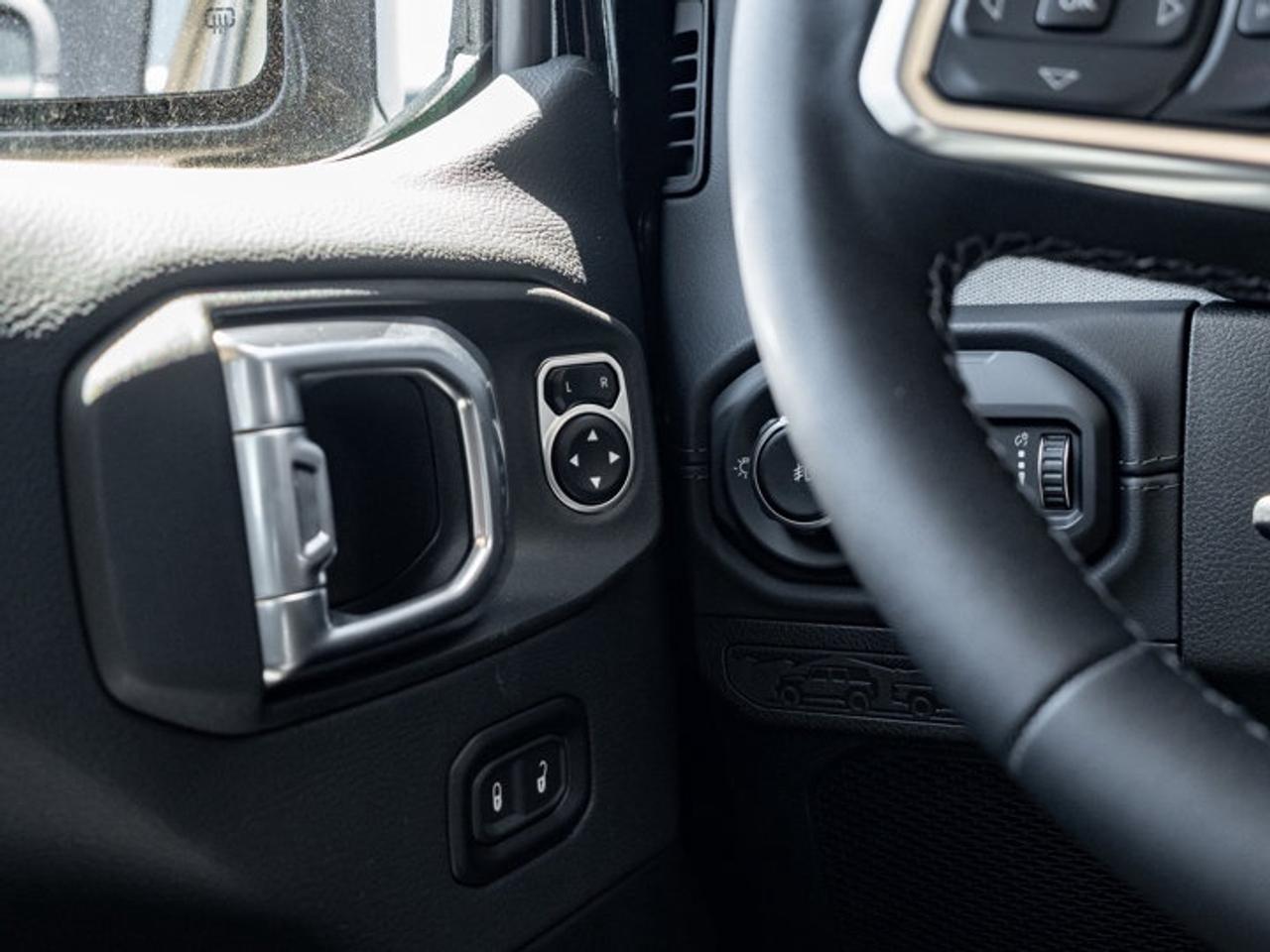 2026 Jeep Wrangler Sahara Photo