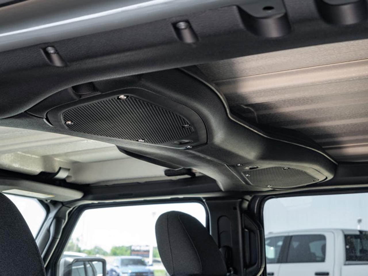 2026 Jeep Wrangler Sahara Photo