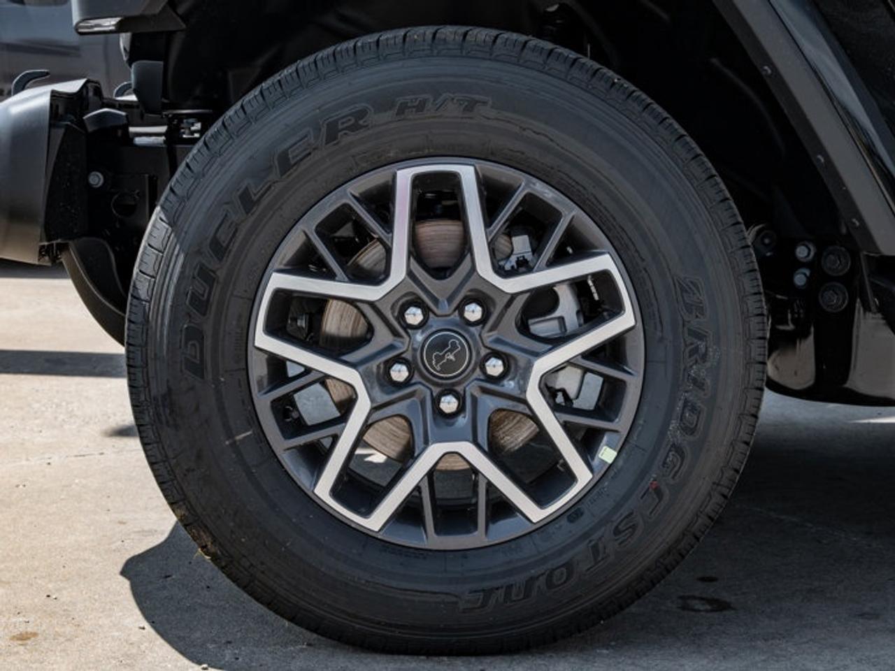 2026 Jeep Wrangler Sahara Photo