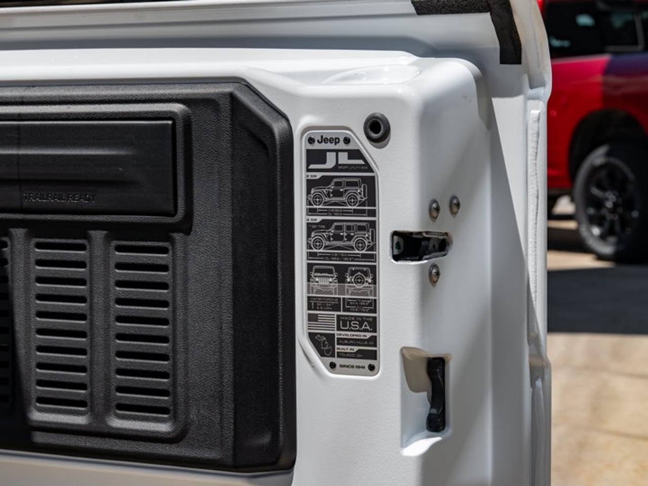 2026 Jeep Wrangler Sahara Photo