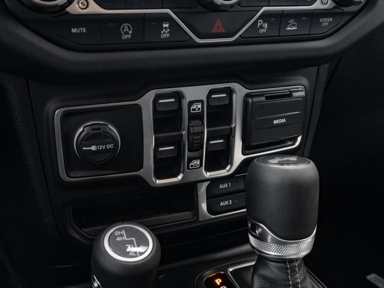 2026 Jeep Wrangler Sahara Photo
