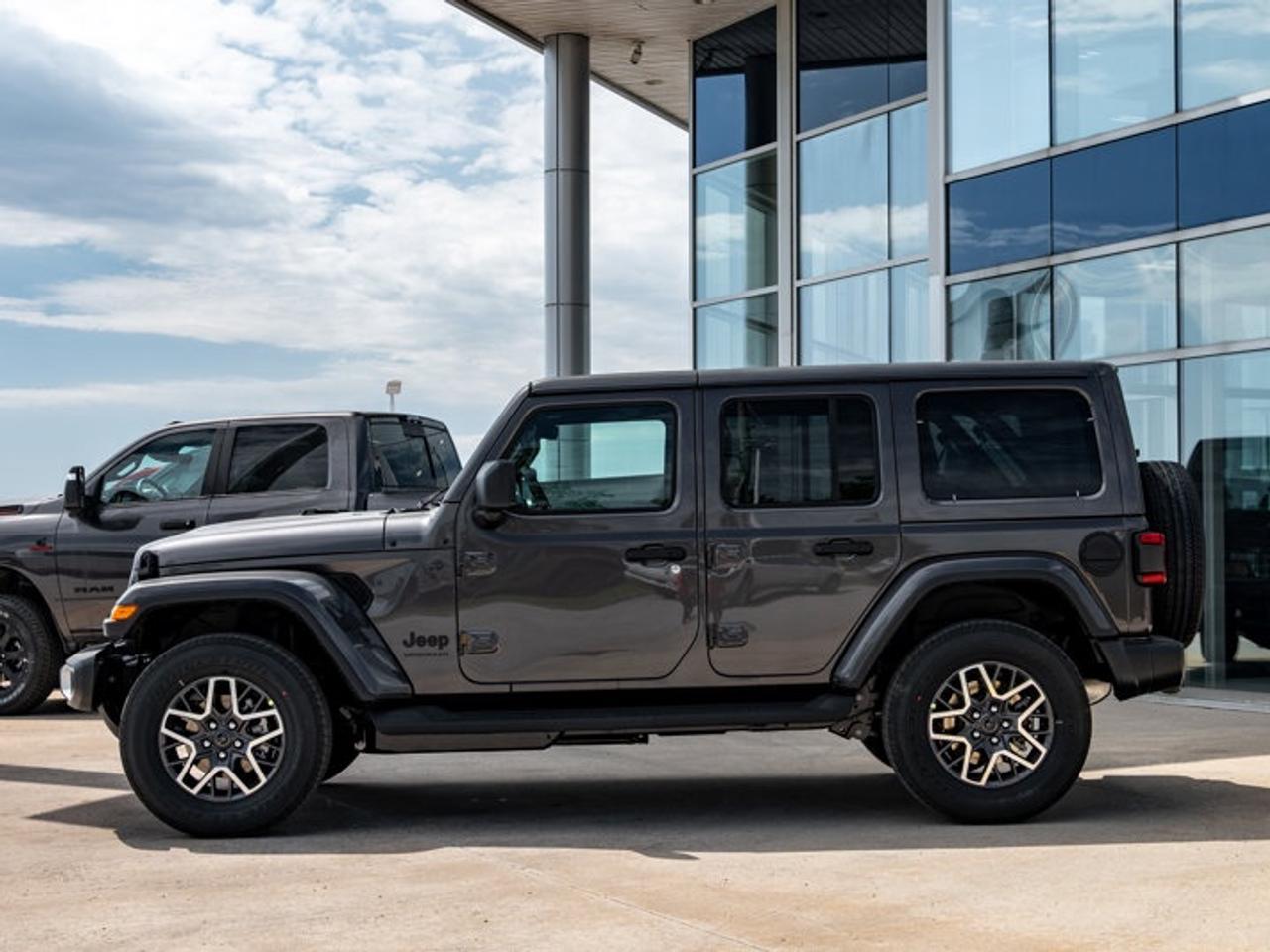 2026 Jeep Wrangler Sahara Photo4