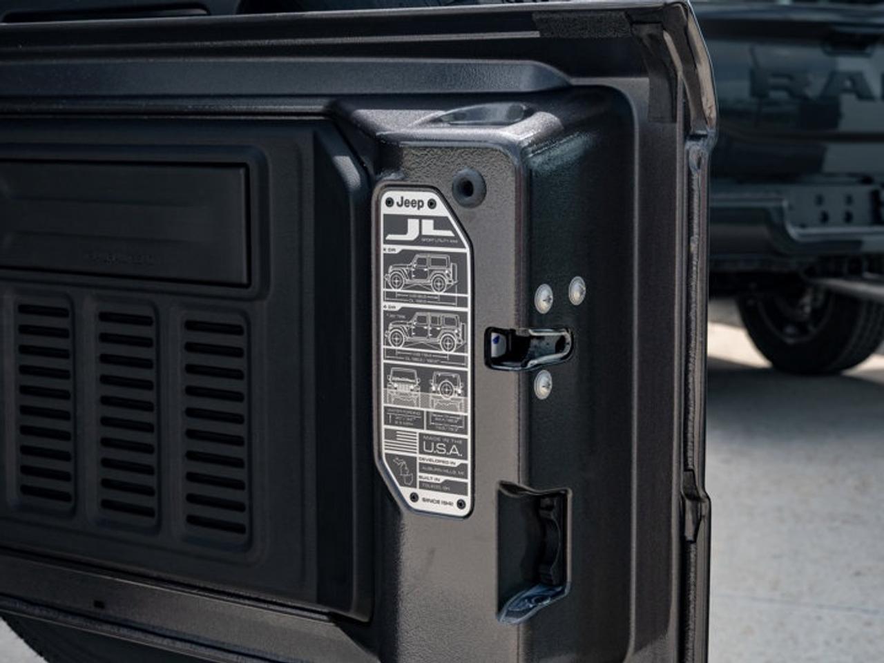 2026 Jeep Wrangler Sahara Photo