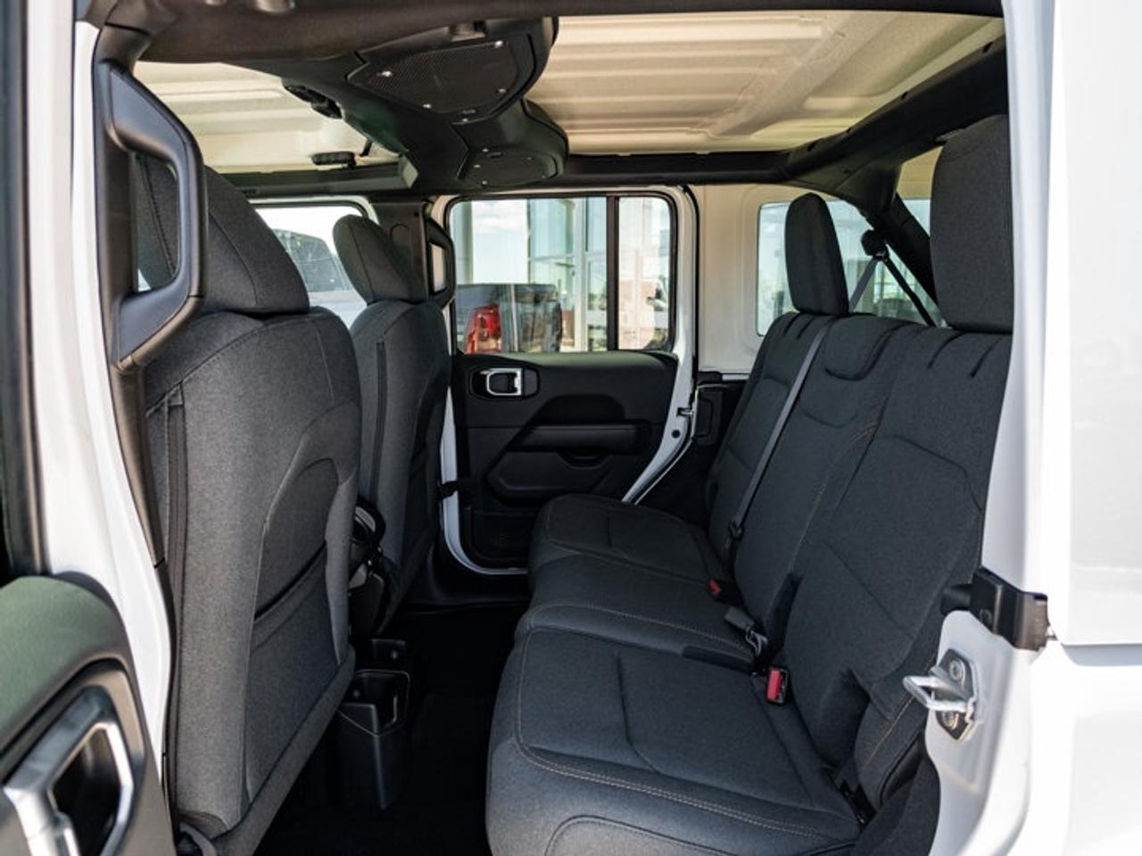 2026 Jeep Wrangler Sahara Photo