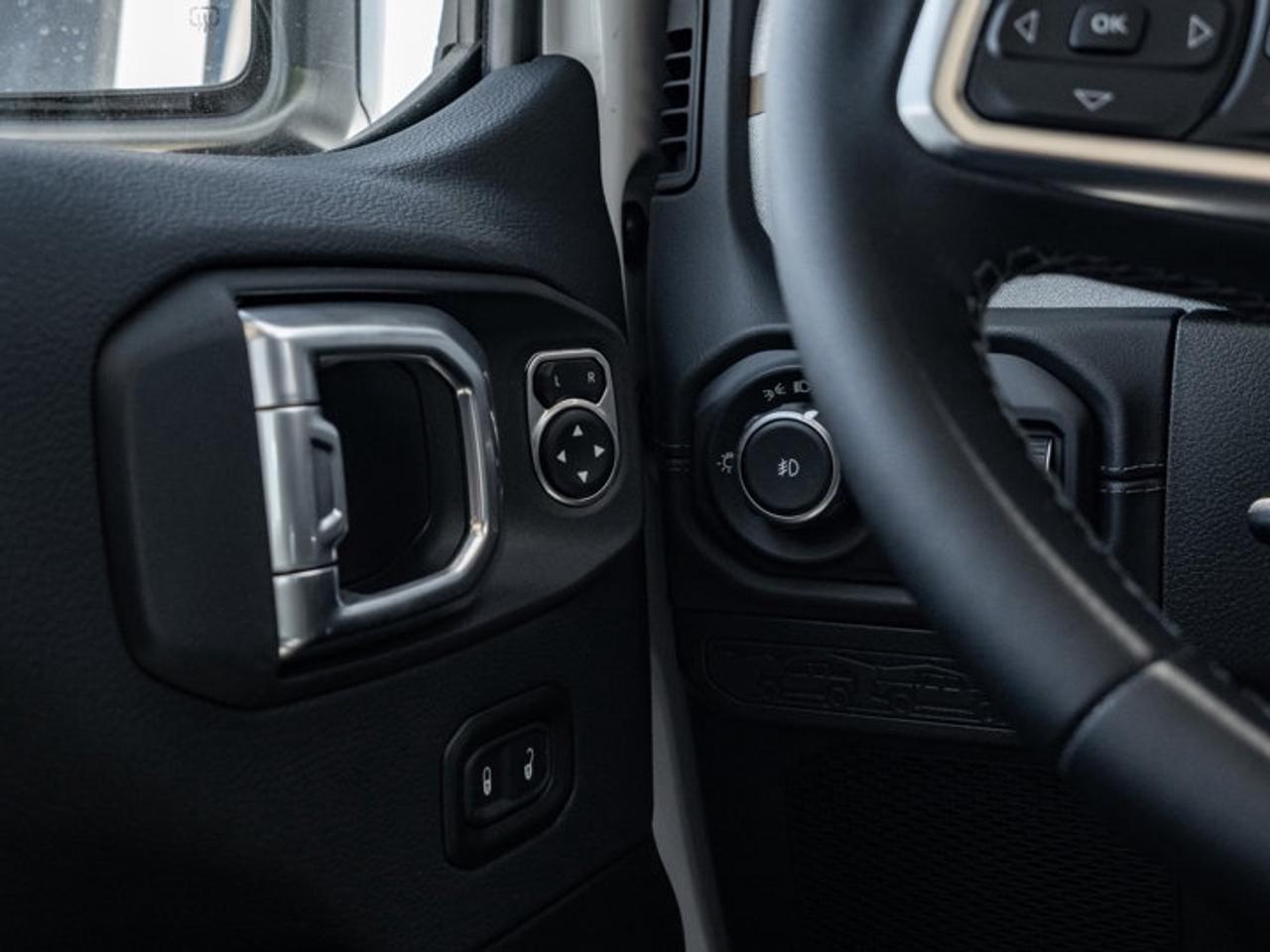 2026 Jeep Wrangler Sahara Photo