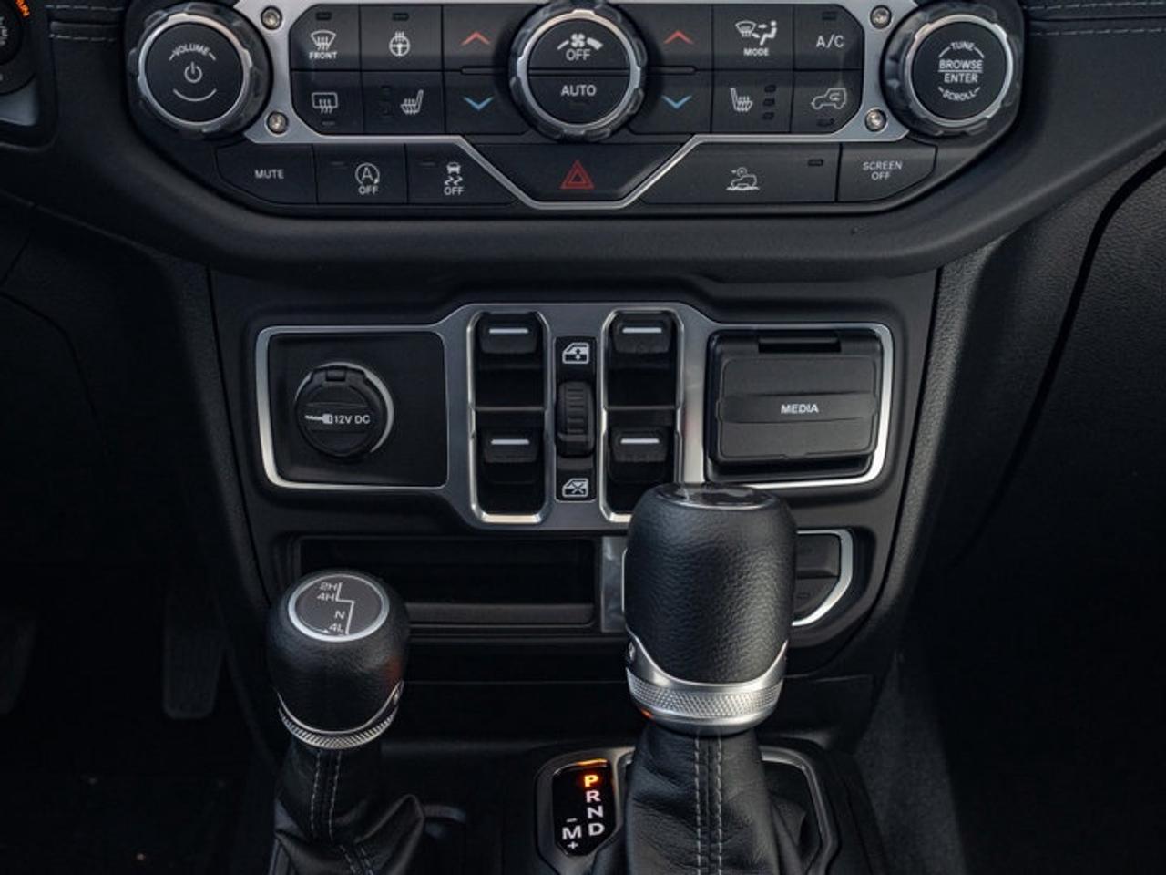 2026 Jeep Wrangler Sahara Photo