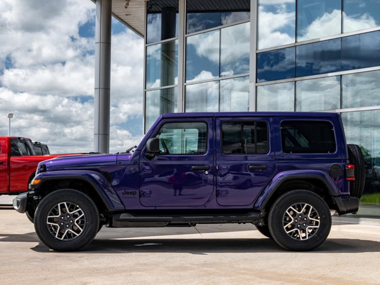 2026 Jeep Wrangler Sahara Photo4