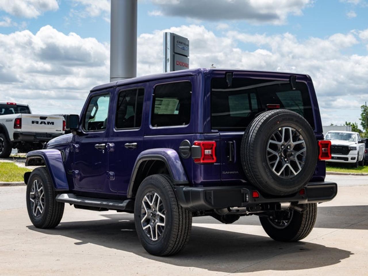 2026 Jeep Wrangler Sahara Photo