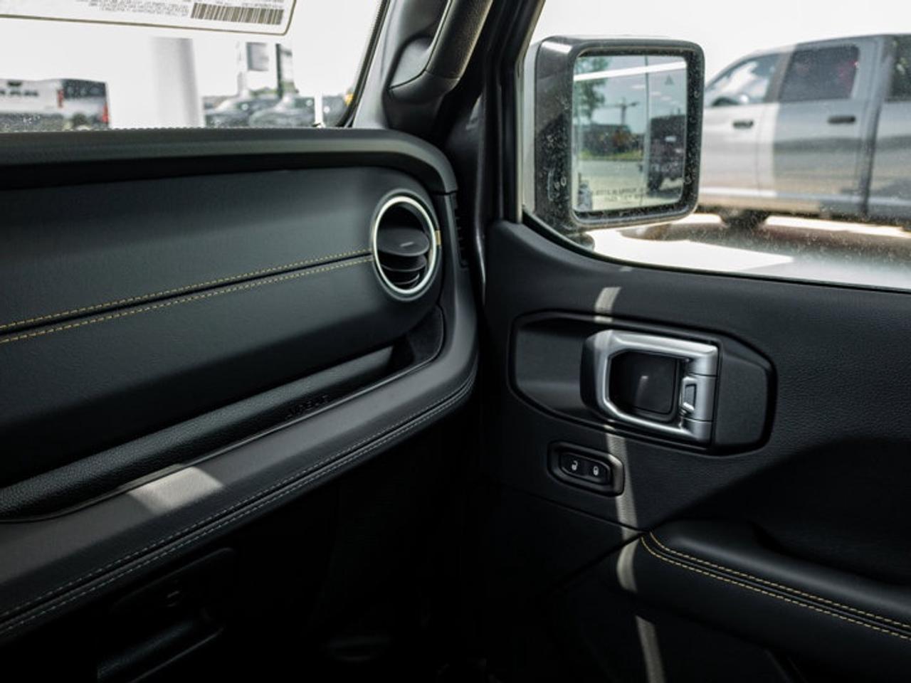 2026 Jeep Wrangler Sahara Photo