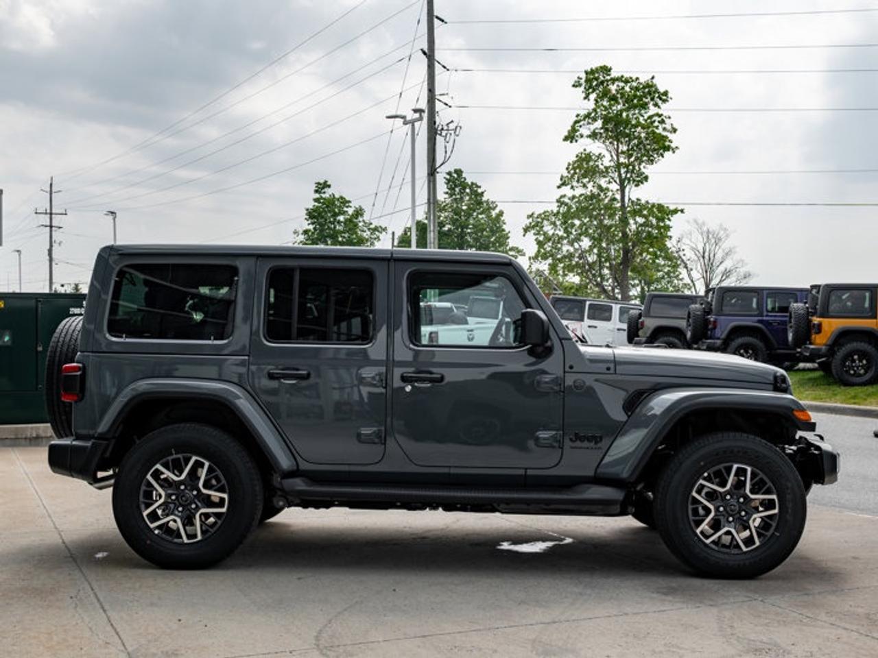 2026 Jeep Wrangler Sahara Photo