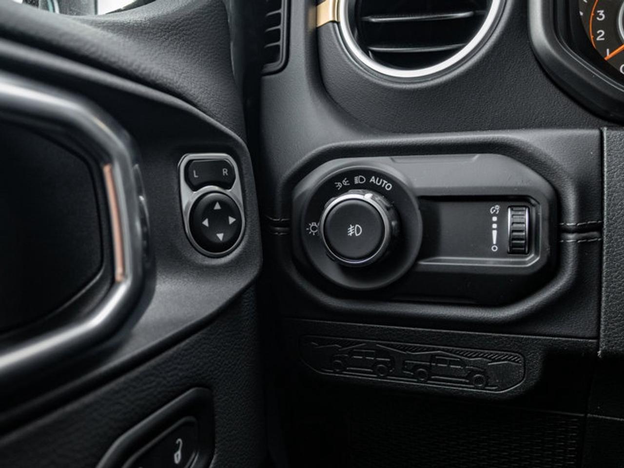 2026 Jeep Wrangler Sahara Photo