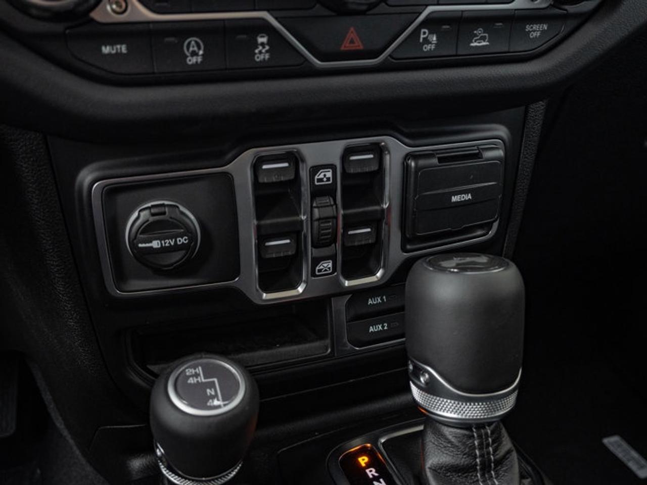 2026 Jeep Wrangler Sahara Photo