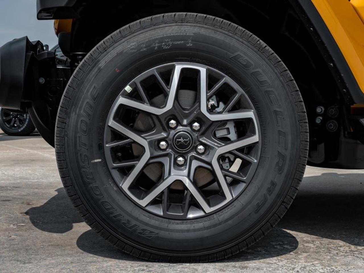 2026 Jeep Wrangler Sahara Photo