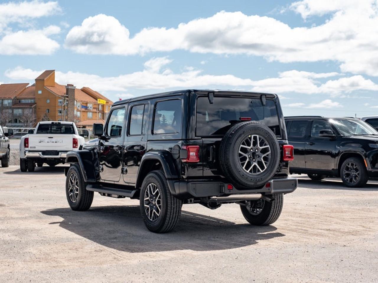 2026 Jeep Wrangler Sahara Photo