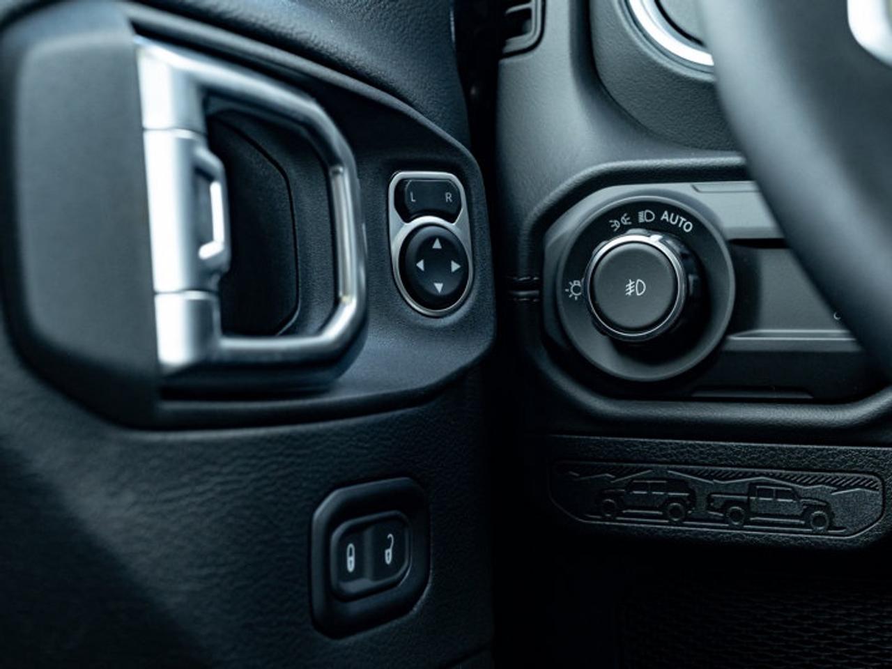 2026 Jeep Wrangler Sahara Photo