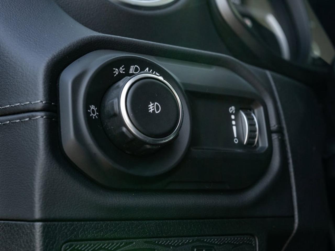2026 Jeep Wrangler Sahara Photo