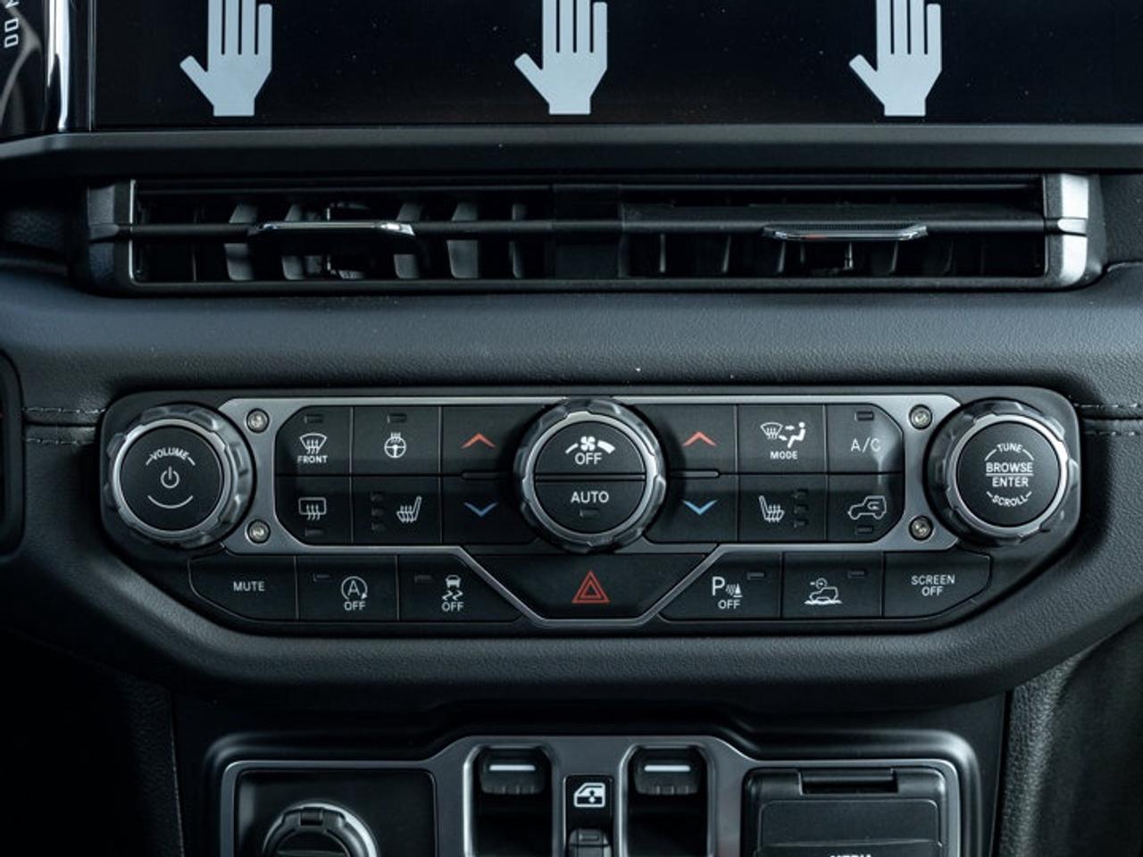 2026 Jeep Wrangler Sahara Photo