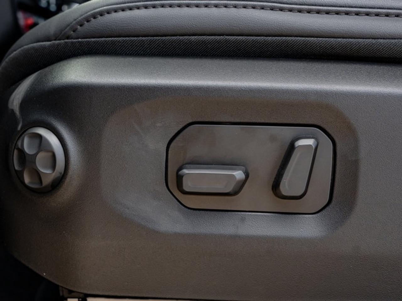 2026 Jeep Wrangler RUBICON Photo