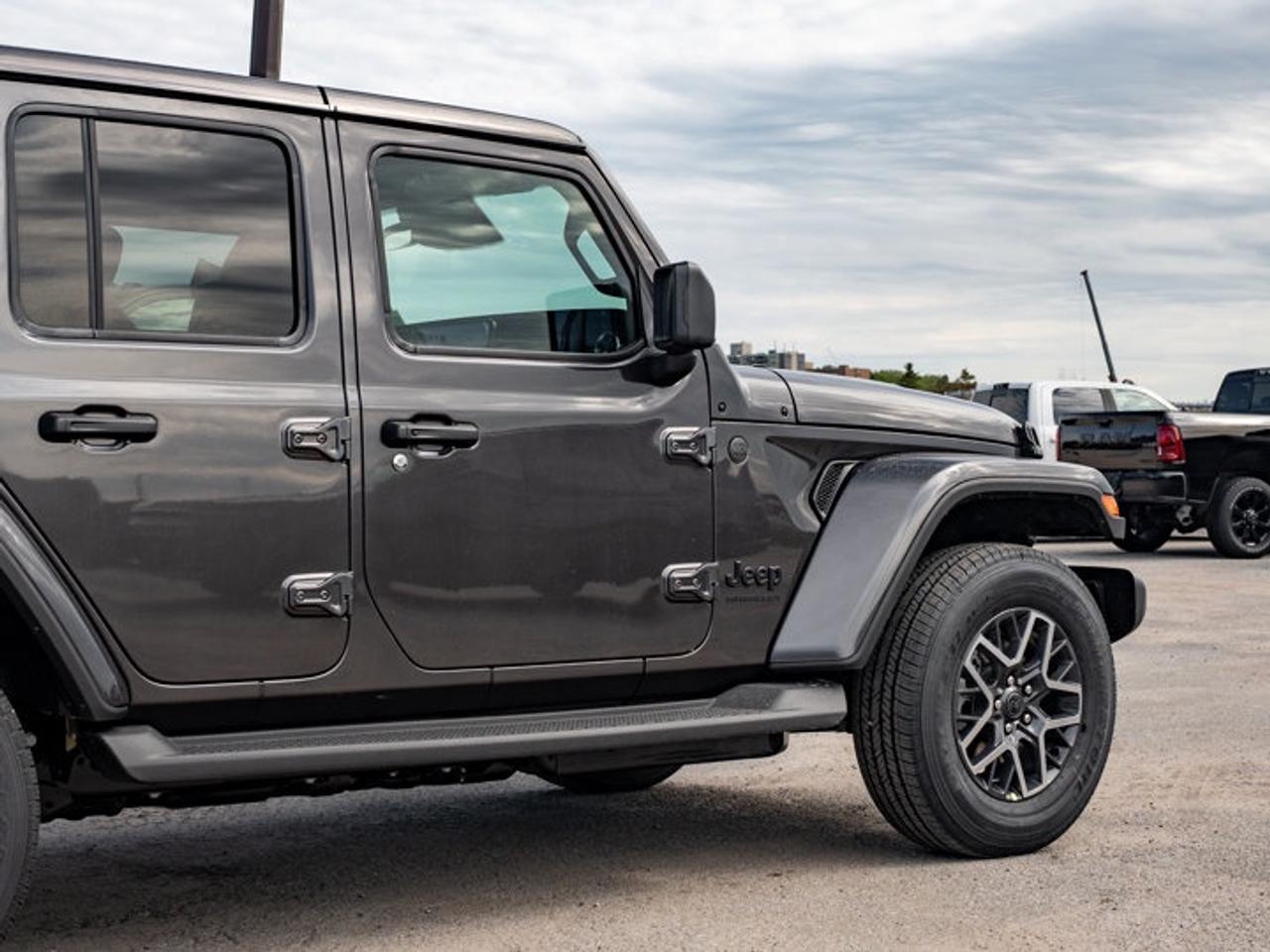 2026 Jeep Wrangler Sahara Photo