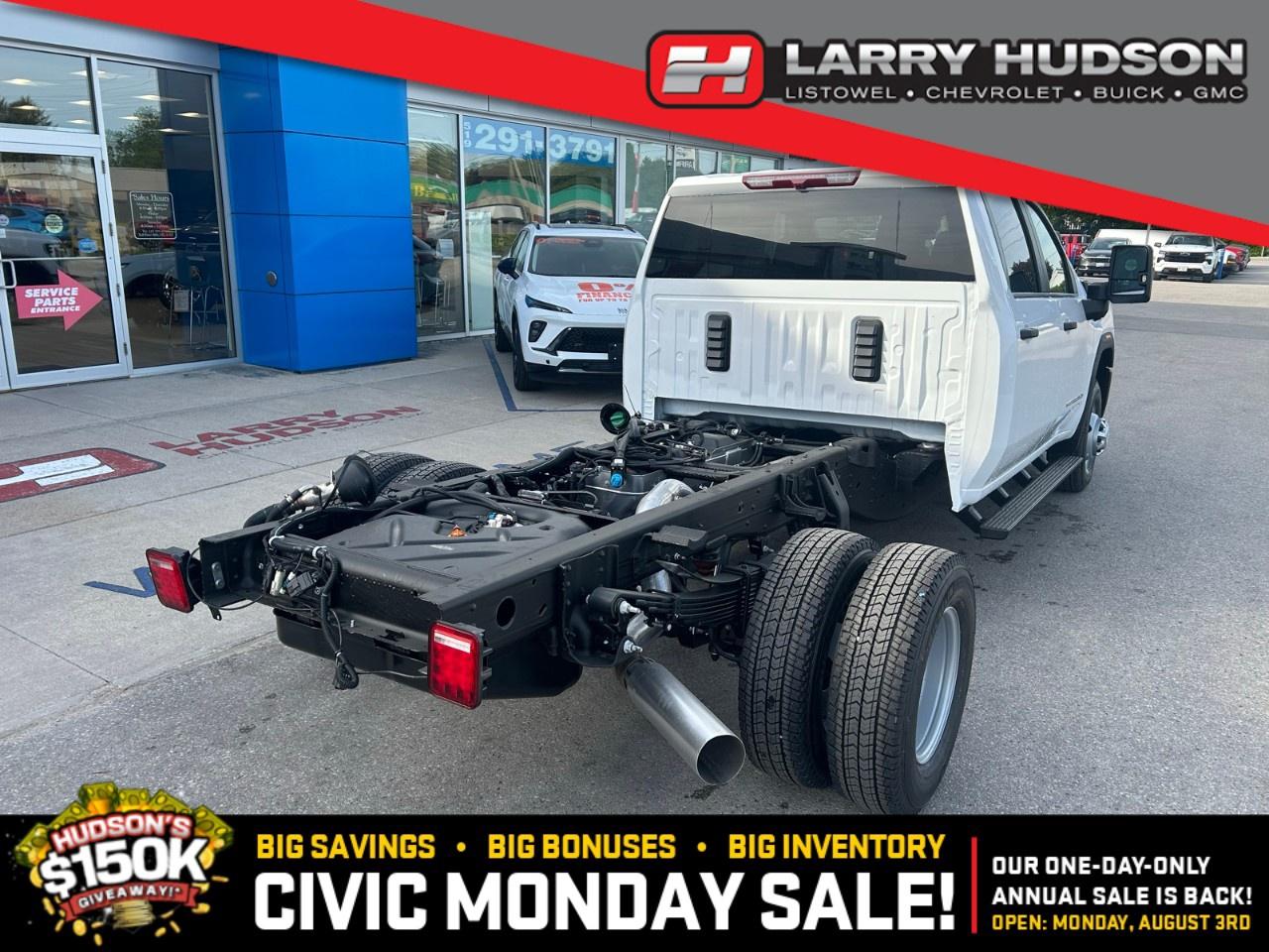 2026 GMC Sierra 3500 HD CC 4WD Crew Cab 177" WB, 60" CA Pro Photo2