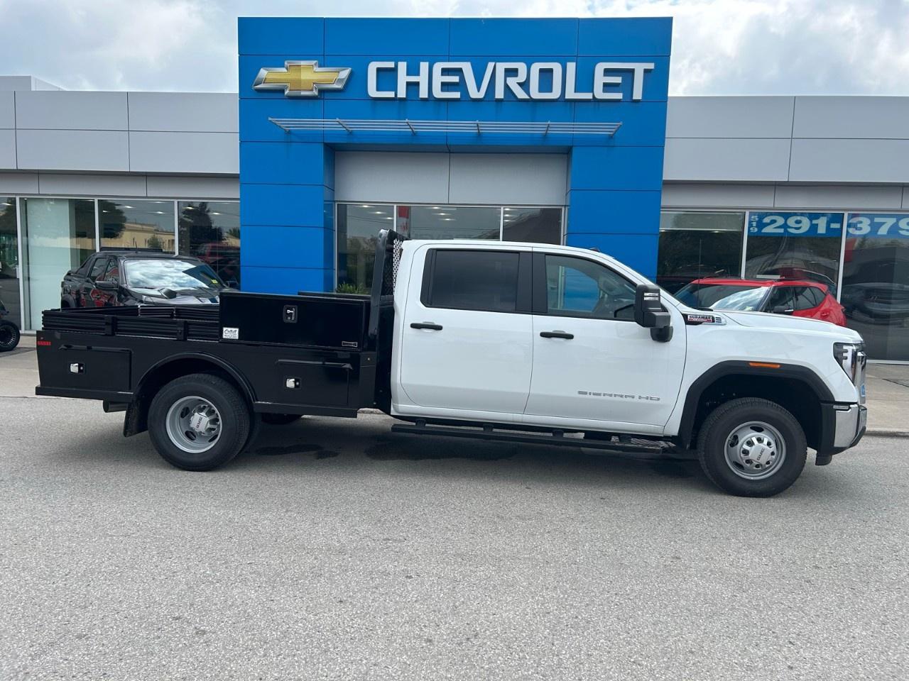 2026 GMC Sierra 3500 HD CC 4WD Crew Cab 177" WB, 60" CA Pro Photo5