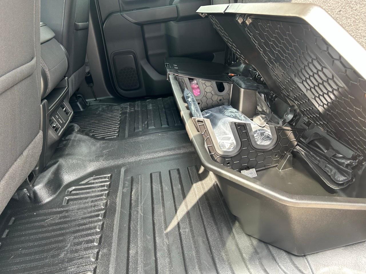 2026 GMC Sierra 3500 HD CC 4WD Crew Cab 177" WB, 60" CA Pro Photo