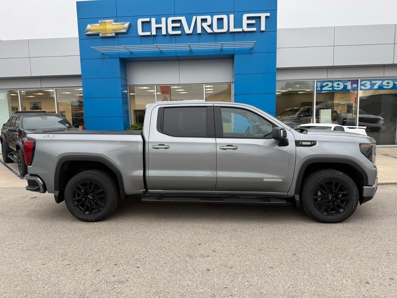2026 GMC Sierra 1500 Crew Cab Short Box 4-Wheel Drive Elevation Photo5