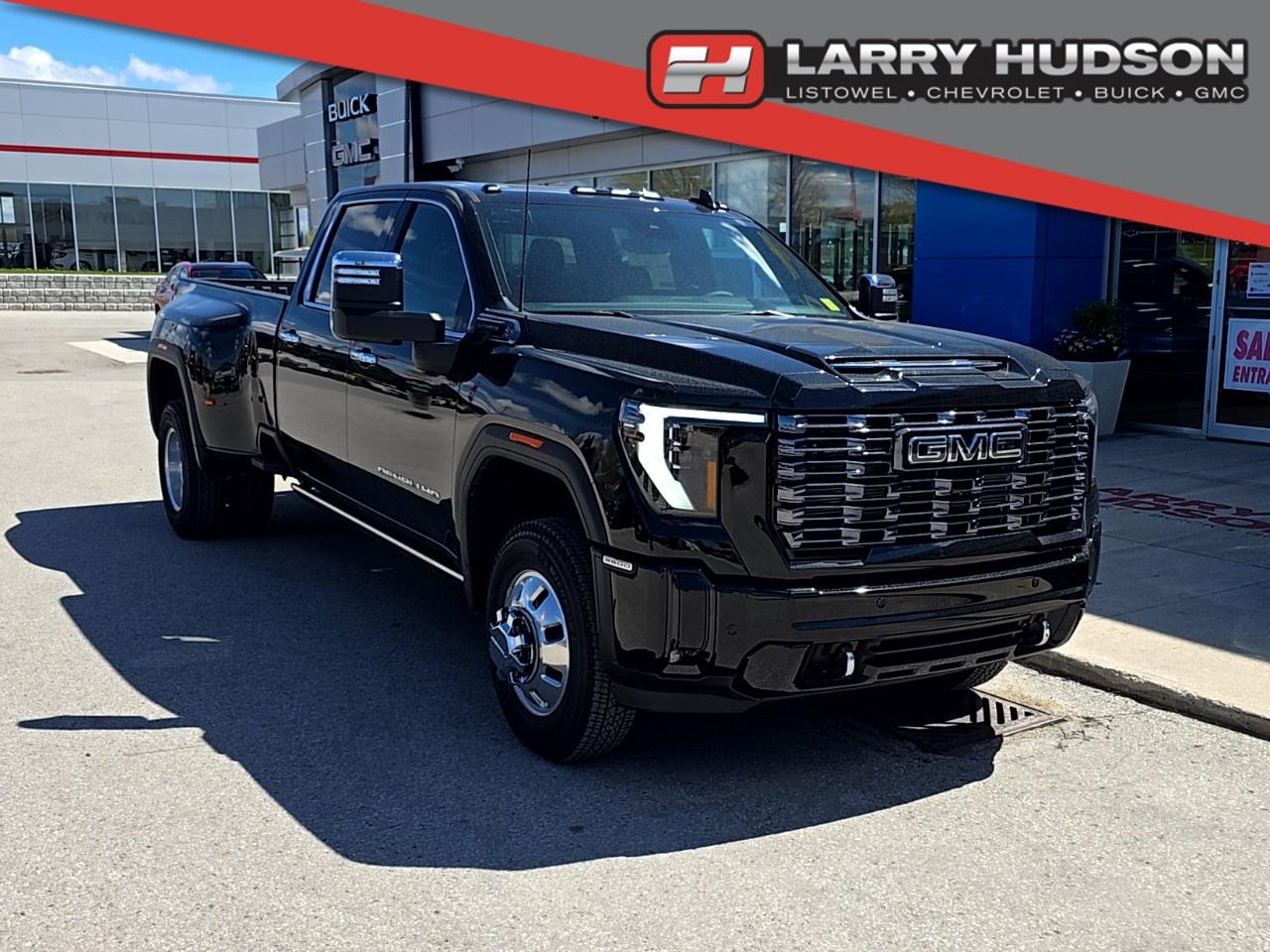 2026 GMC Sierra 3500 HD 4WD Crew Cab Long Box Denali Ultimate Photo