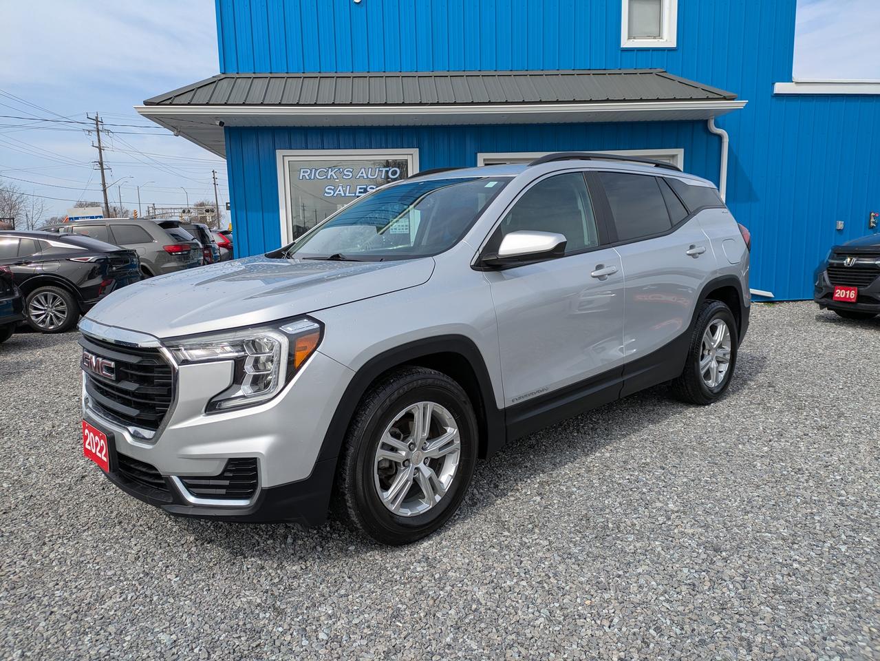 2022 GMC Terrain FWD 4DR SLE Photo0