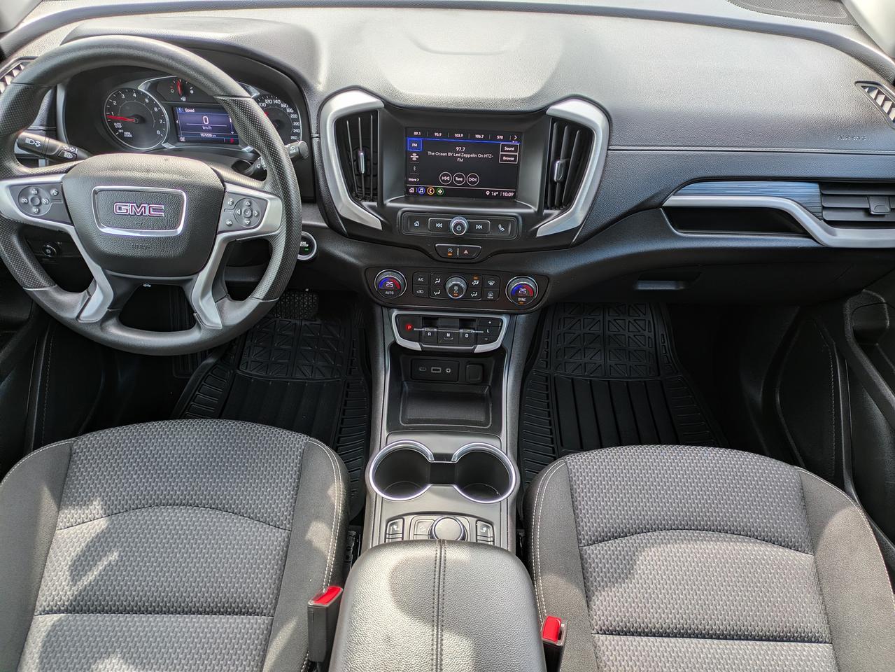 2022 GMC Terrain FWD 4DR SLE Photo