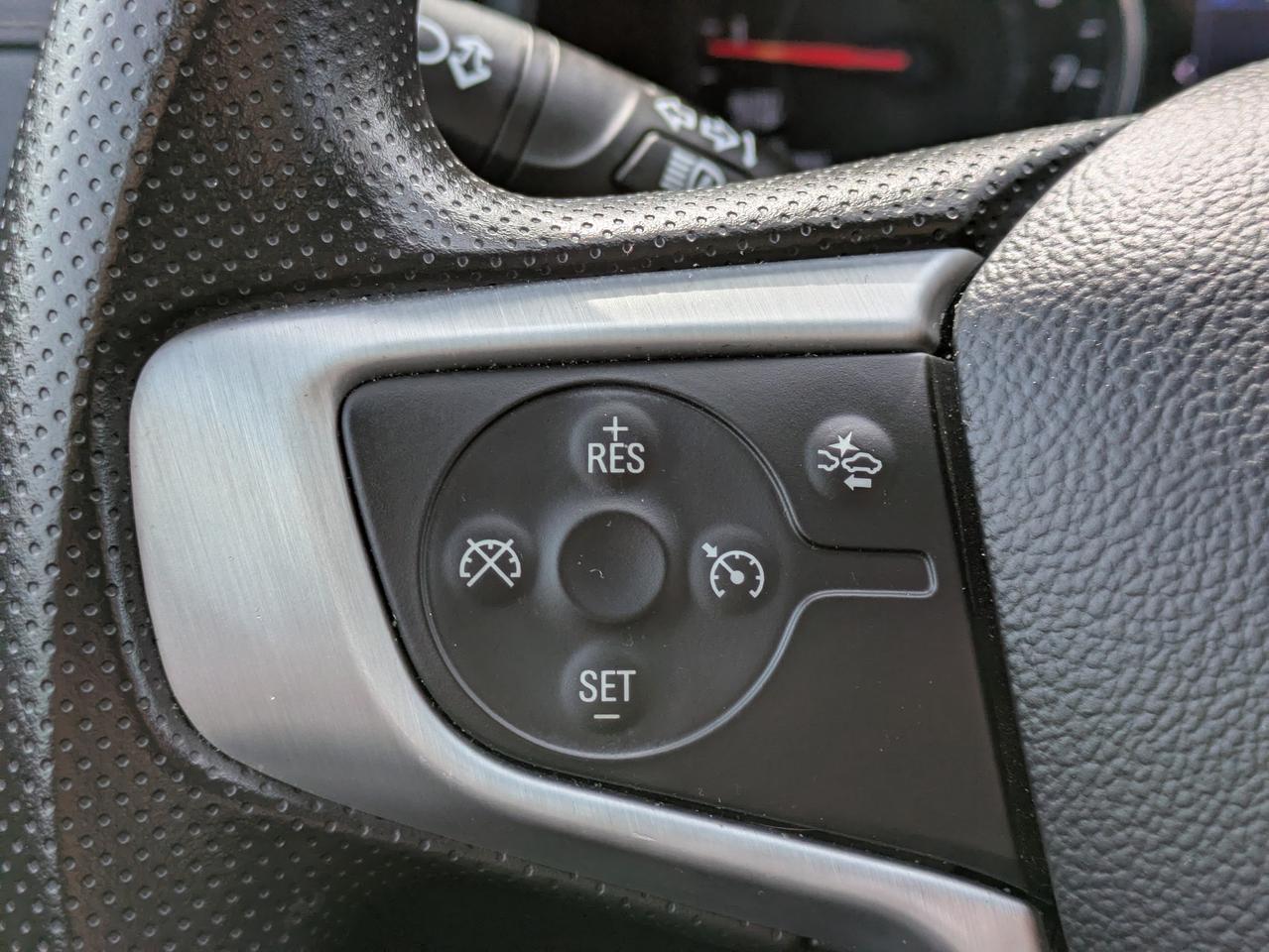 2022 GMC Terrain FWD 4DR SLE Photo