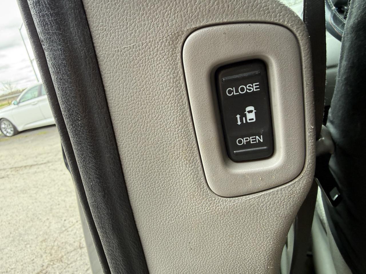 2013 Honda Odyssey EX Photo