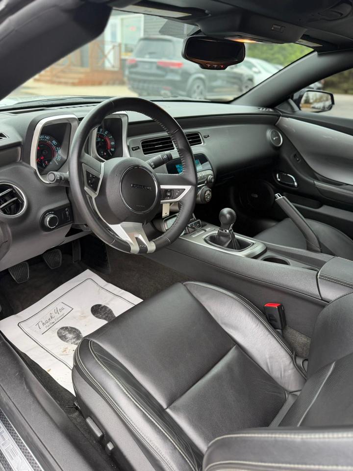 2011 Chevrolet Camaro 2SS Photo