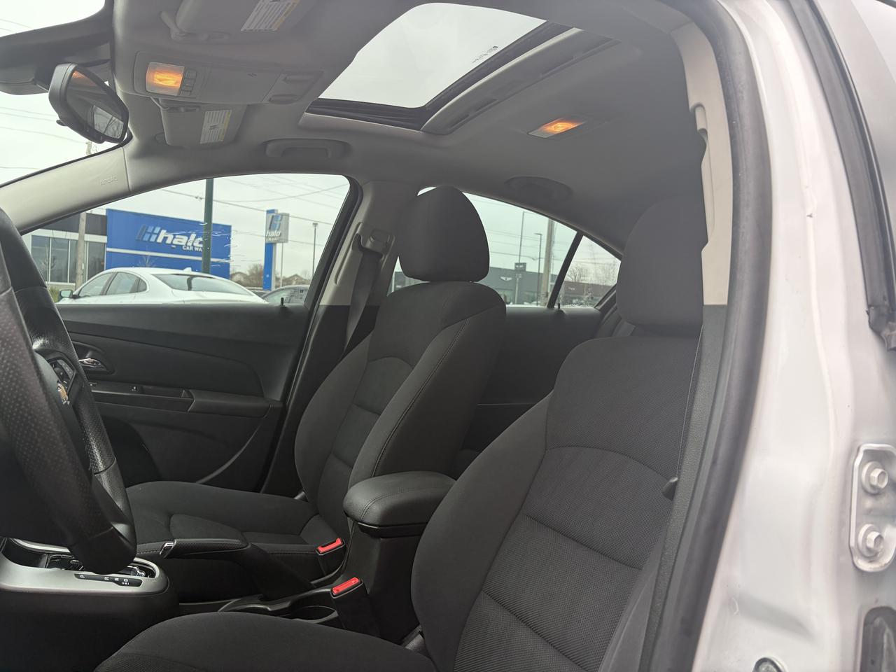 2015 Chevrolet Cruze 1LT Photo