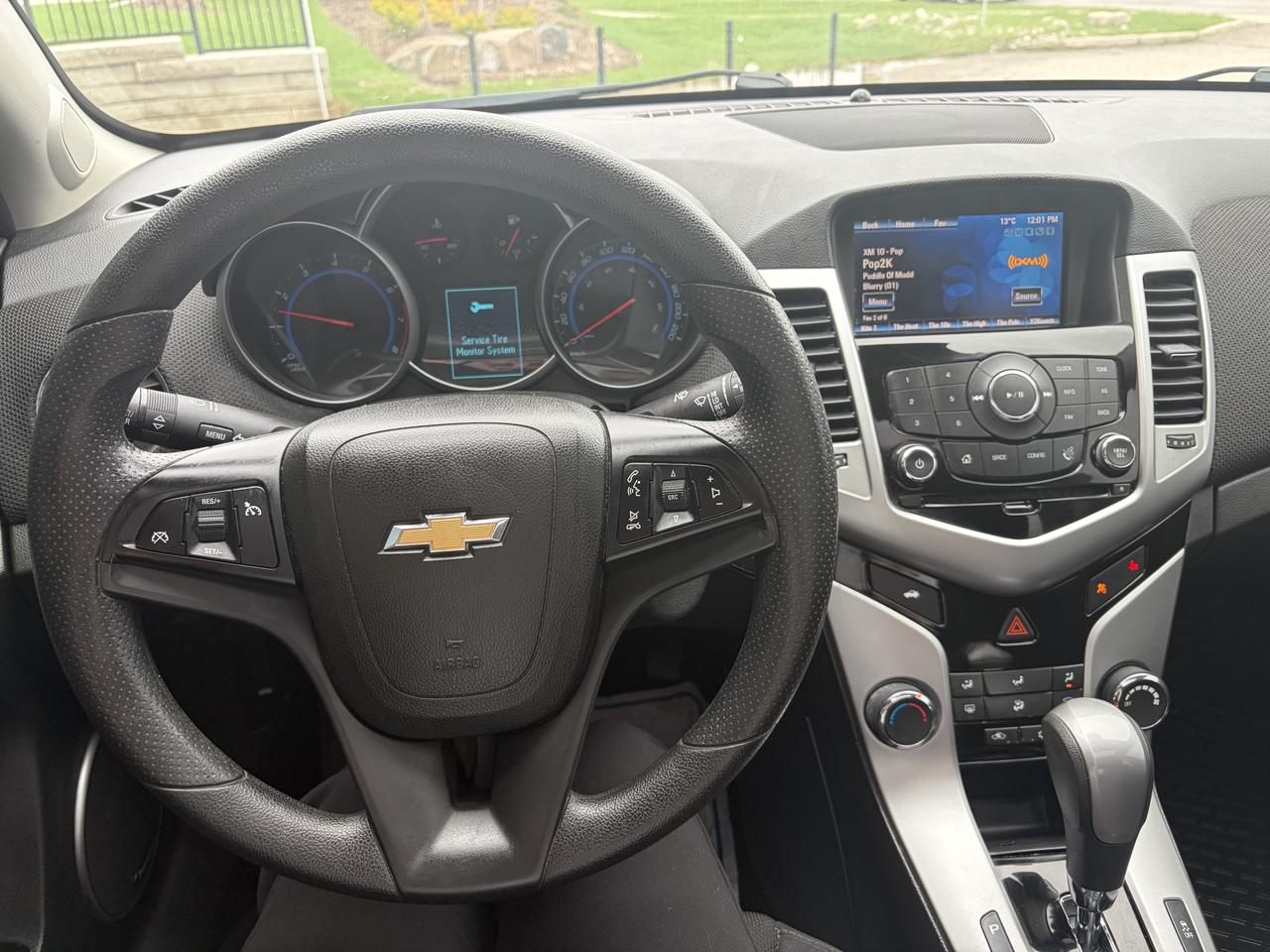 2015 Chevrolet Cruze 1LT Photo