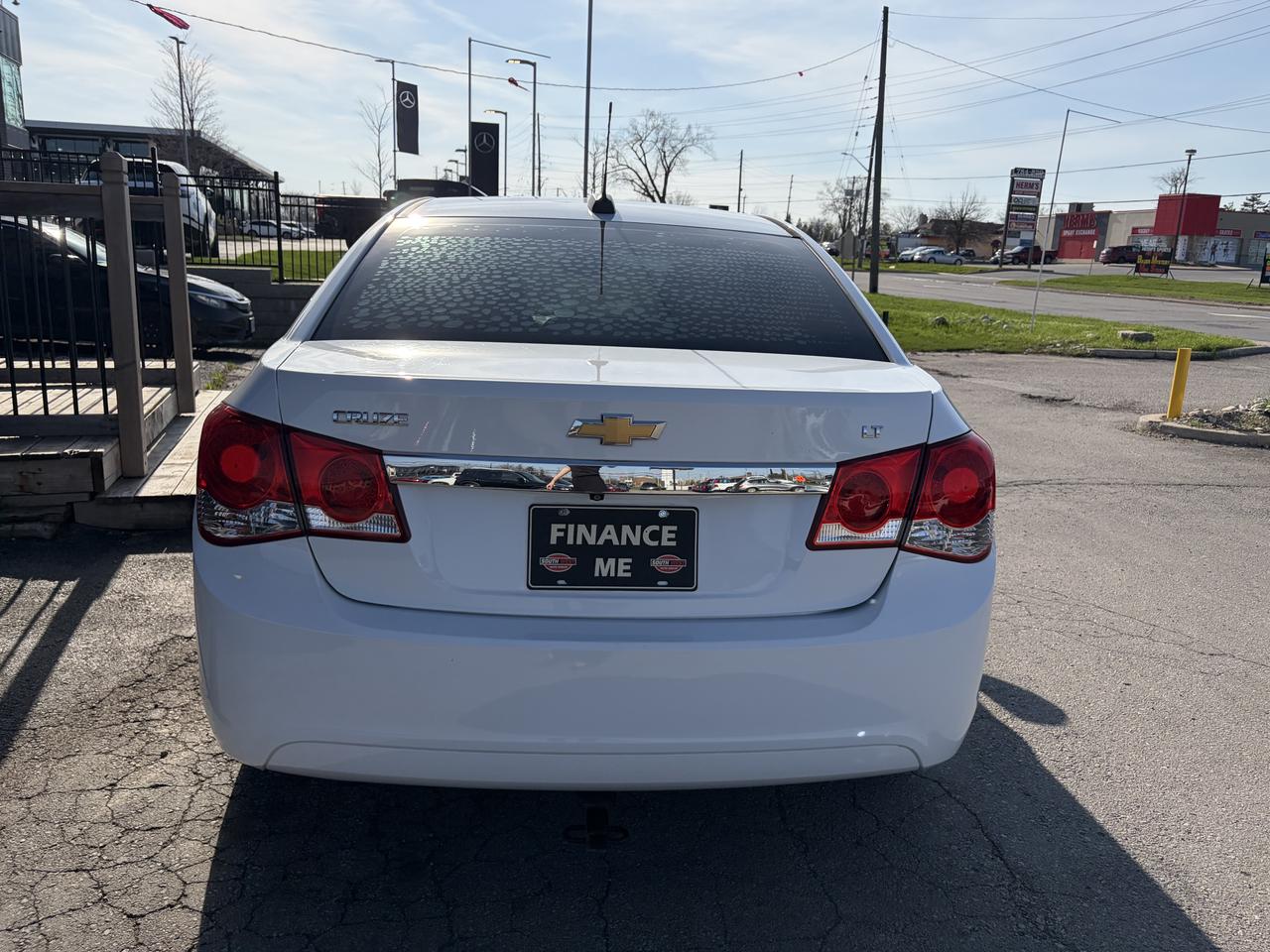 2015 Chevrolet Cruze 1LT Photo