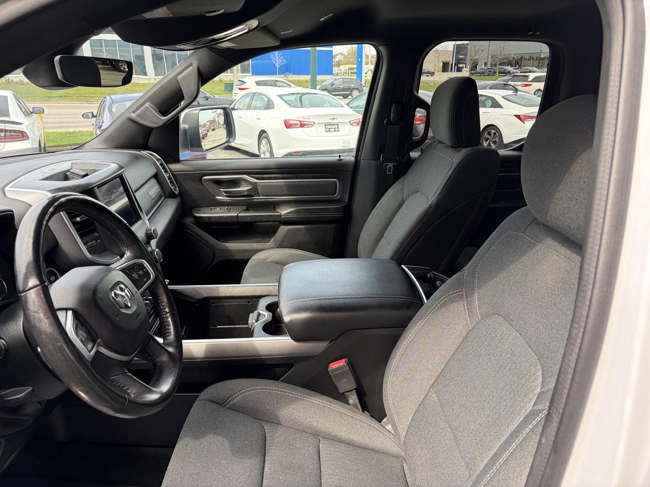 2020 RAM 1500 Big Horn Photo4