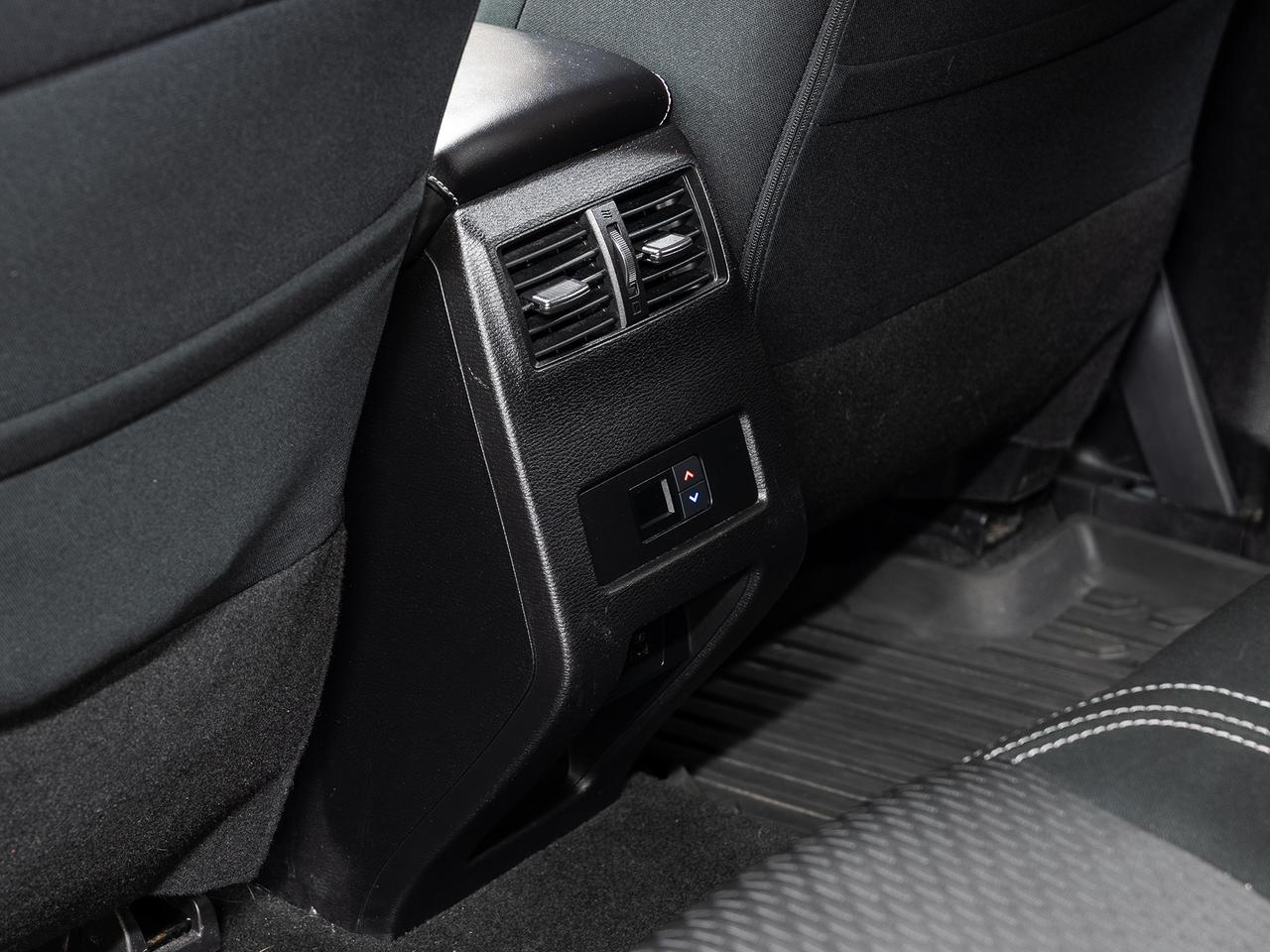 2022 Mitsubishi Outlander SE S-AWC | Pano Roof | ACC | BSM | CarPlay